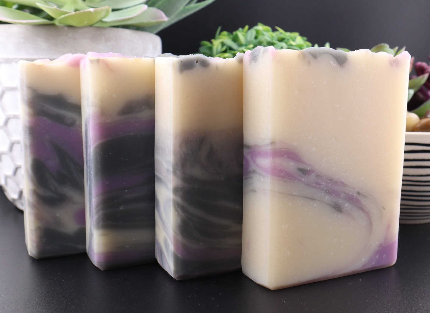 Black Raspberry Vanilla Aloe Body Bar